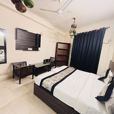 Hauz Khas Villa New Delhi Exteriör bild